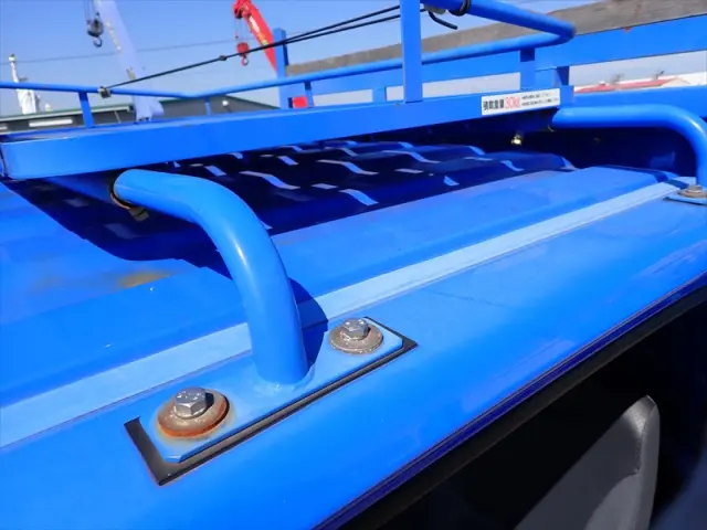 いすゞ エルフ 2PG-NPR88N(2WD)の写真43