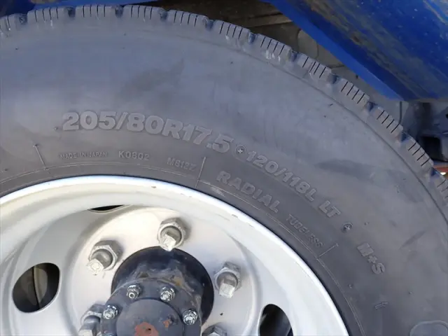 いすゞ エルフ 2PG-NPR88N(2WD)の写真44