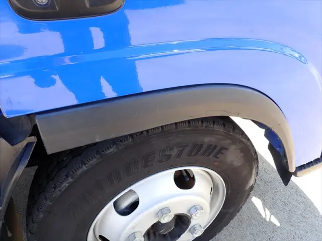 いすゞ エルフ 2PG-NPR88N(2WD)の写真45