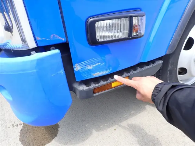 いすゞ エルフ 2PG-NPR88N(2WD)の写真45