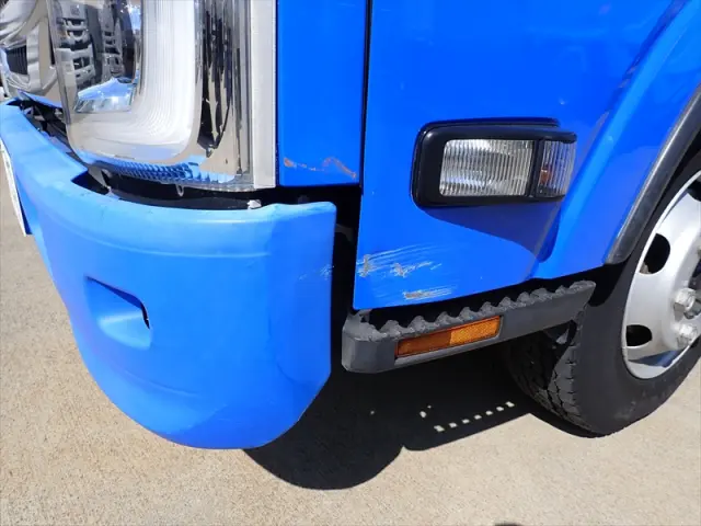 いすゞ エルフ 2PG-NPR88N(2WD)の写真46