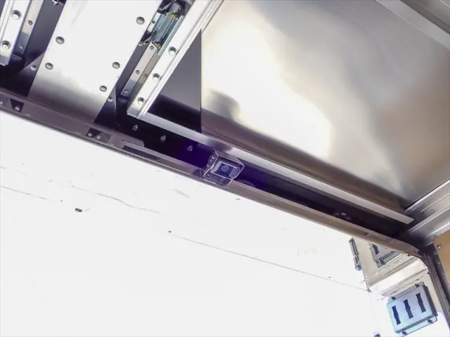 いすゞ ギガ 2PG-CYL77C(6x2)の写真11