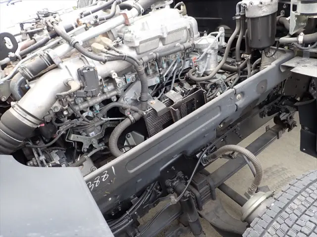 いすゞ ギガ 2PG-CYJ77C(8x4)の写真41