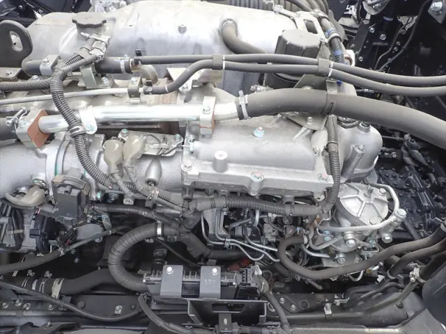いすゞ ギガ 2PG-CYJ77D(8x4)の写真42