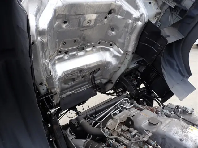 いすゞ ギガ 2PG-CYJ77D(8x4)の写真44