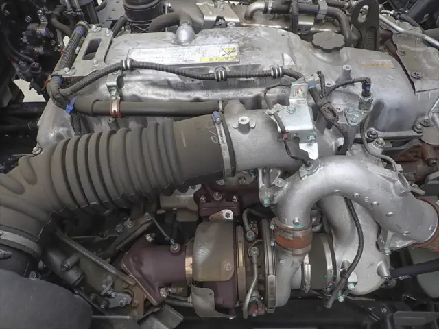 いすゞ ギガ 2PG-CYJ77D(8x4)の写真45