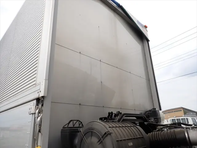 いすゞ ギガ 2PG-CYJ77D(8x4)の写真48