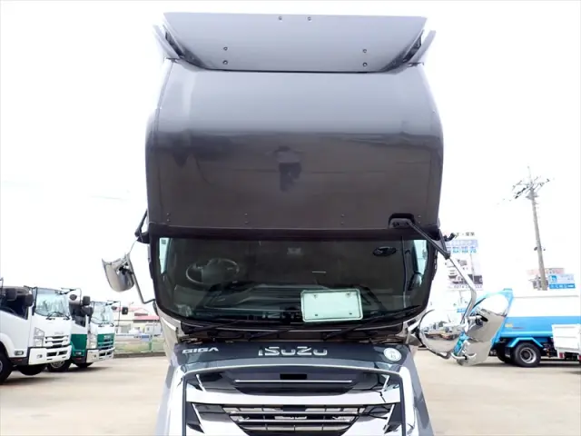 いすゞ ギガ 2PG-CYJ77D(8x4)の写真49
