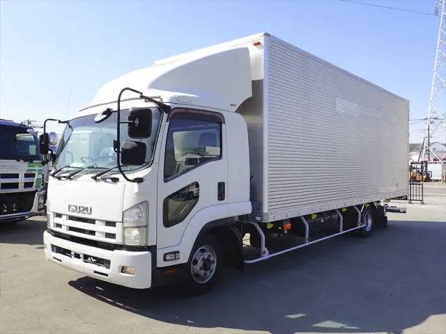 いすゞ フォワード TKG-FRR90S2(2WD)の写真1