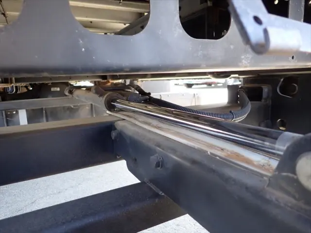 いすゞ フォワード TKG-FRR90S2(2WD)の写真16