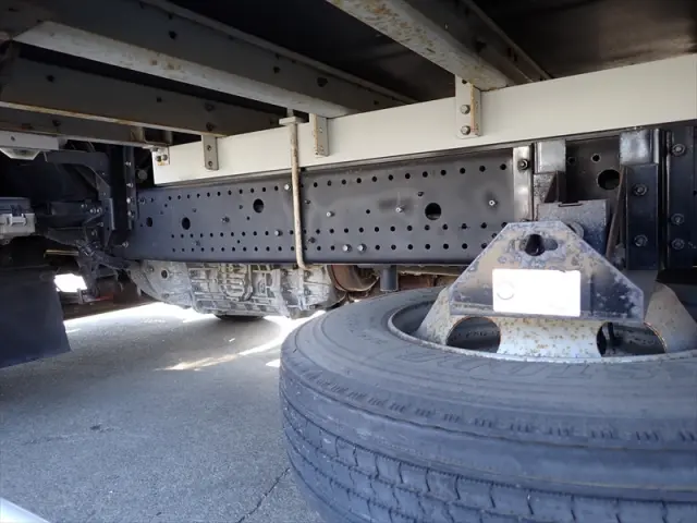 いすゞ フォワード TKG-FRR90S2(2WD)の写真20