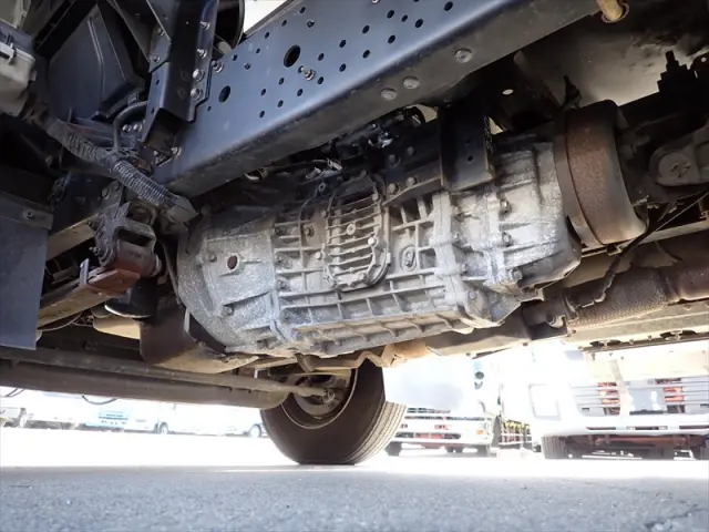 いすゞ フォワード TKG-FRR90S2(2WD)の写真21