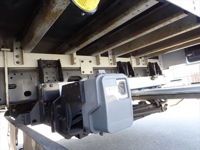 いすゞ フォワード TKG-FRR90S2(2WD)の写真25