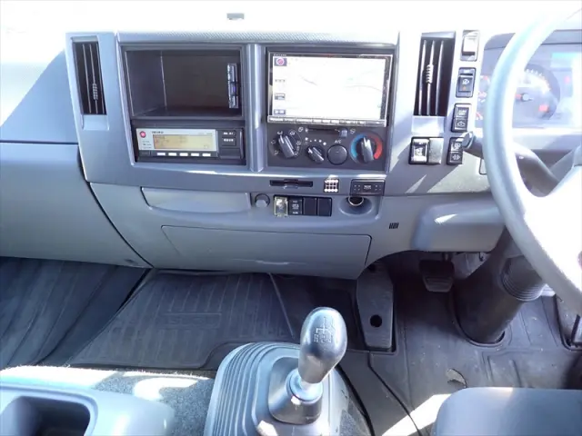 いすゞ フォワード TKG-FRR90S2(2WD)の写真30