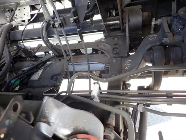 いすゞ フォワード TKG-FRR90S2(2WD)の写真44