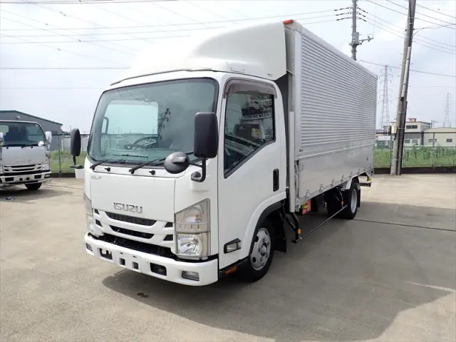 いすゞ エルフ TPG-NMR85AN(2WD)の写真1