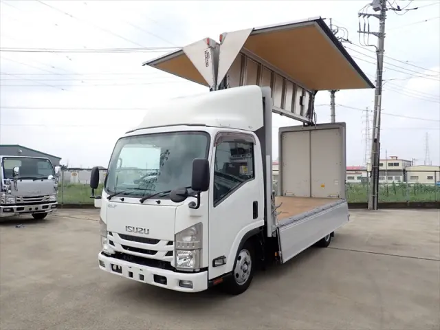いすゞ エルフ TPG-NMR85AN(2WD)の写真12