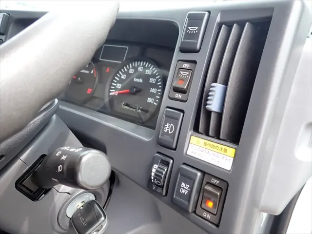 いすゞ エルフ TPG-NMR85AN(2WD)の写真36