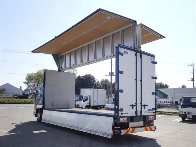 いすゞ フォワード 2RG-FRR90S2(2WD)の写真13