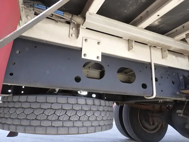 いすゞ フォワード 2RG-FRR90S2(2WD)の写真25