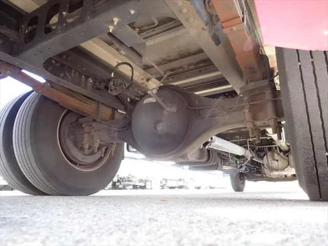 いすゞ フォワード 2RG-FRR90S2(2WD)の写真26