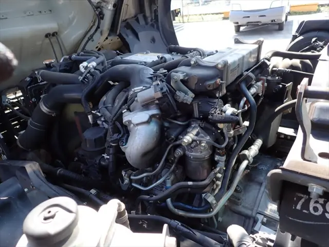 いすゞ フォワード 2RG-FRR90S2(2WD)の写真44