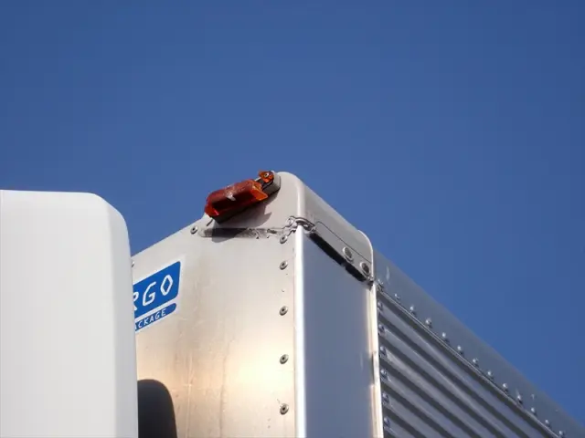 いすゞ フォワード 2RG-FRR90T2(2WD)の写真34