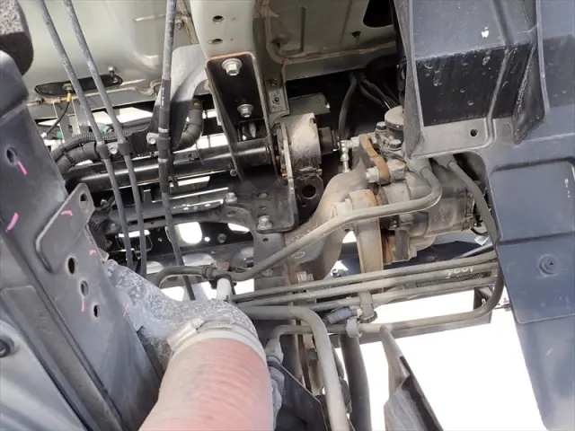 いすゞ フォワード 2RG-FRR90T2(2WD)の写真39