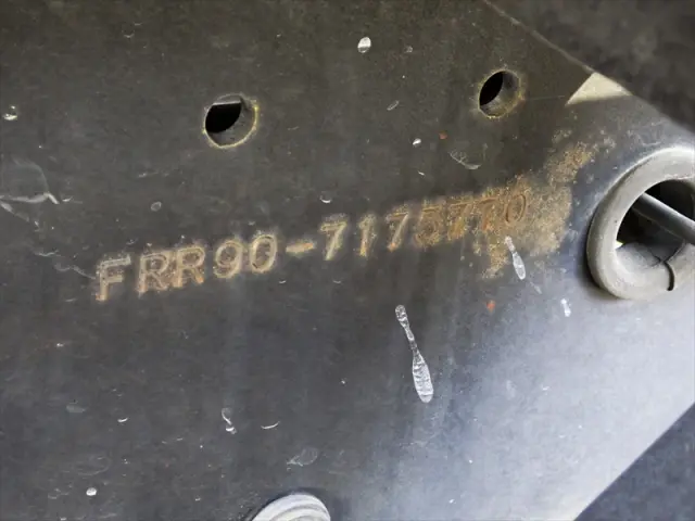 いすゞ フォワード 2RG-FRR90T2(2WD)の写真40