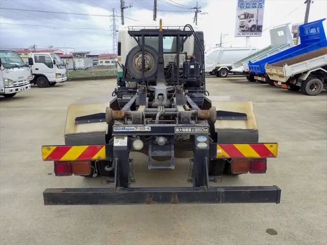 いすゞ フォワード TKG-FRR90S2(2WD)の写真5
