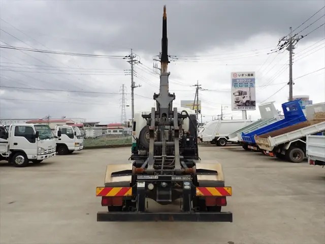 いすゞ フォワード TKG-FRR90S2(2WD)の写真16