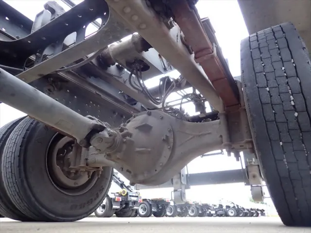 いすゞ フォワード TKG-FRR90S2(2WD)の写真23