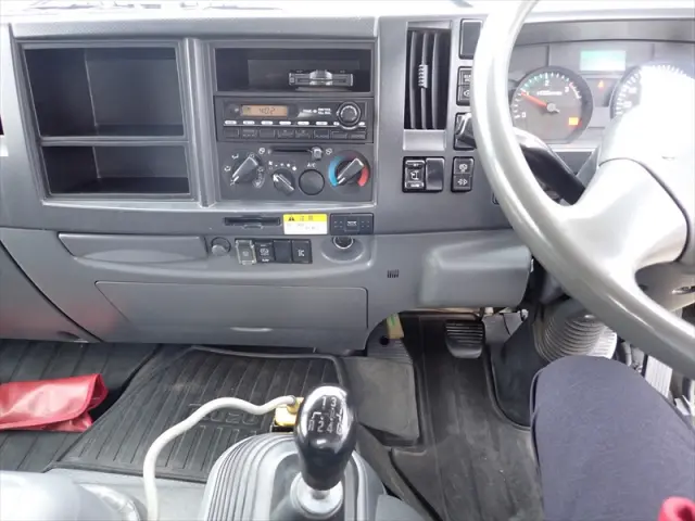 いすゞ フォワード TKG-FRR90S2(2WD)の写真28