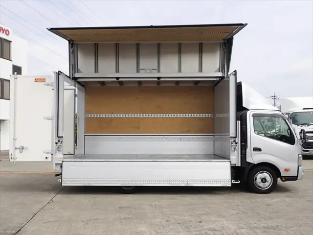 日野 デュトロ 2RG-XZU710M(2WD)の写真6