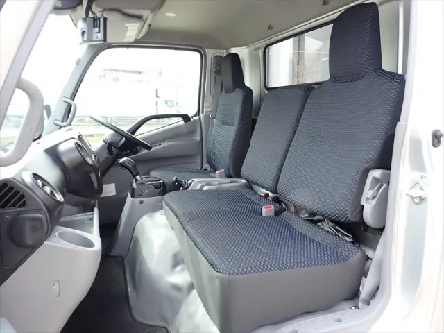 日野 デュトロ 2RG-XZU710M(2WD)の写真40