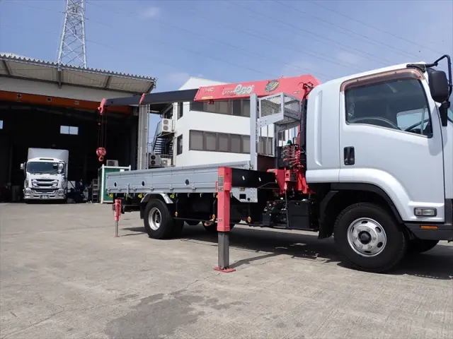 いすゞ フォワード SKG-FRR90S2(2WD)の写真17