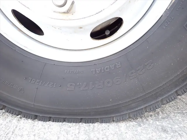 いすゞ フォワード SKG-FRR90S2(2WD)の写真27