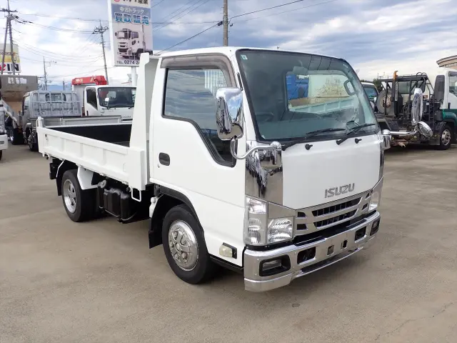 いすゞ エルフ TPG-NJR85AD(2WD)の写真3