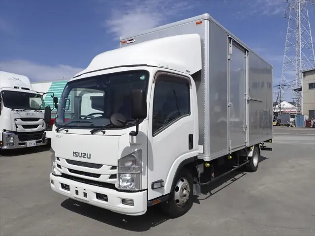 いすゞ エルフ TRG-NPR85AN(2WD)の写真1