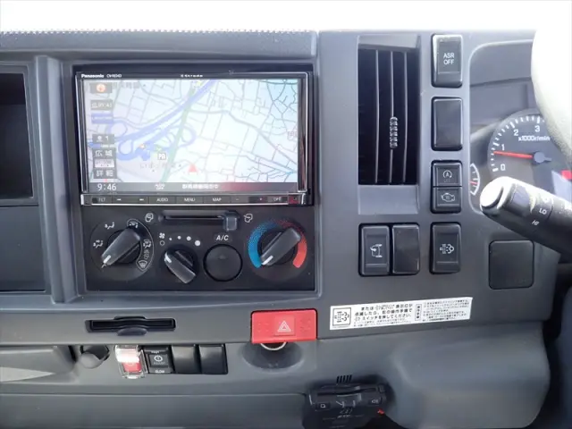 いすゞ エルフ TRG-NPR85AN(2WD)の写真25