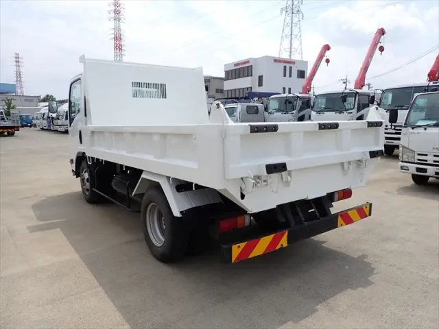 いすゞ エルフ TKG-NPR85YN(2WD)の写真4