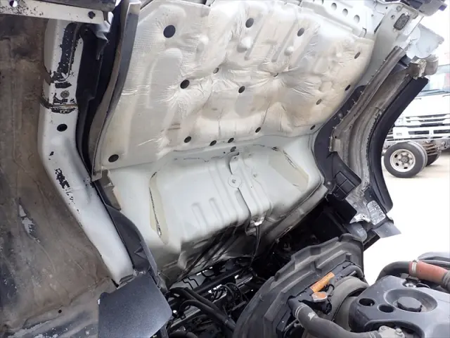 いすゞ エルフ TKG-NPR85YN(2WD)の写真32