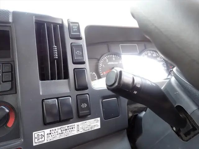 いすゞ エルフ TKG-NPR85YN(2WD)の写真40