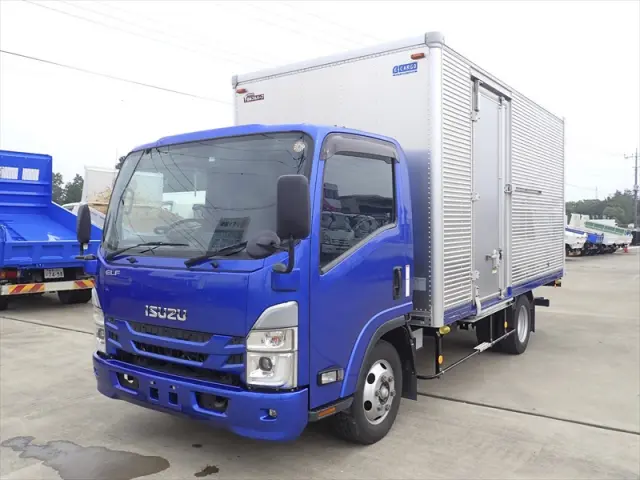 いすゞ エルフ 2RG-NPR88AN(2WD)の写真1