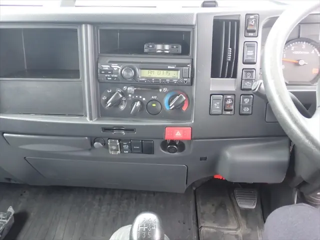 いすゞ エルフ 2RG-NPR88AN(2WD)の写真19