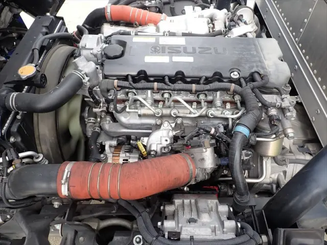 いすゞ エルフ 2RG-NPR88AN(2WD)の写真30
