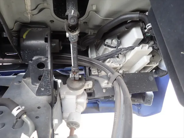 いすゞ エルフ 2RG-NPR88AN(2WD)の写真34