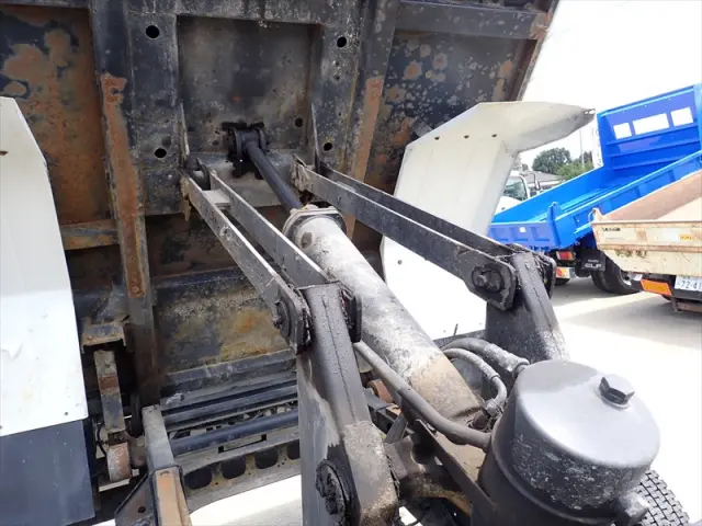 いすゞ フォワード TKG-FRR90S1(2WD)の写真15