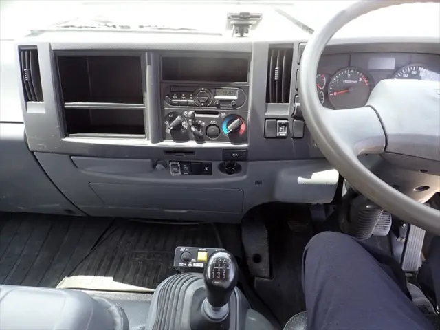 いすゞ フォワード TKG-FRR90S1(2WD)の写真37