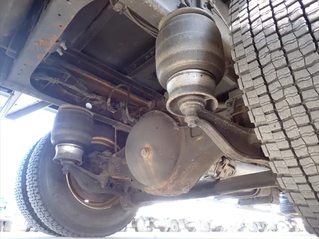 いすゞ フォワード 2RG-FRR90T2(2WD)の写真43